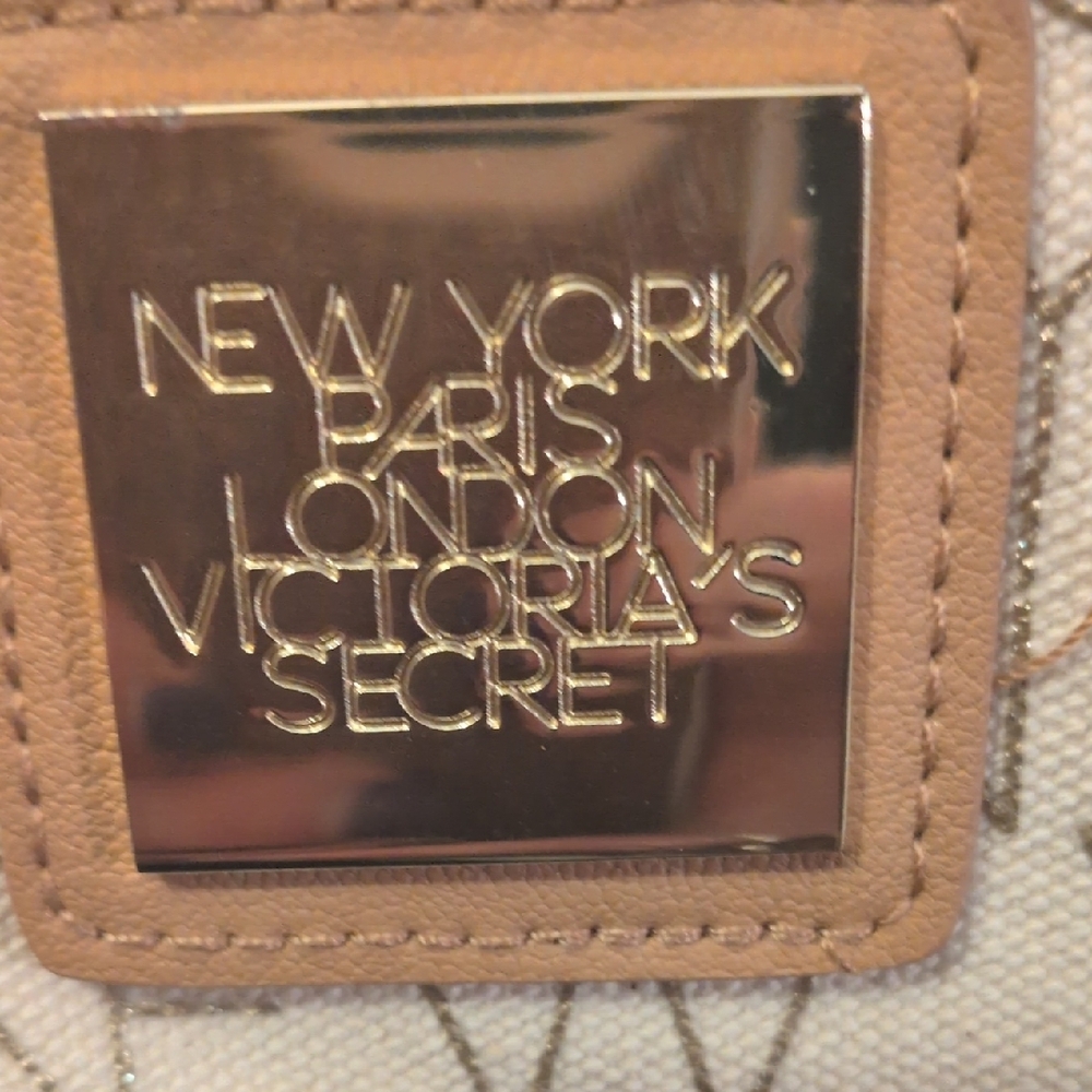 Victoria's Secret White Clutch with Pink and Orange Accents - Picture 2 of 8